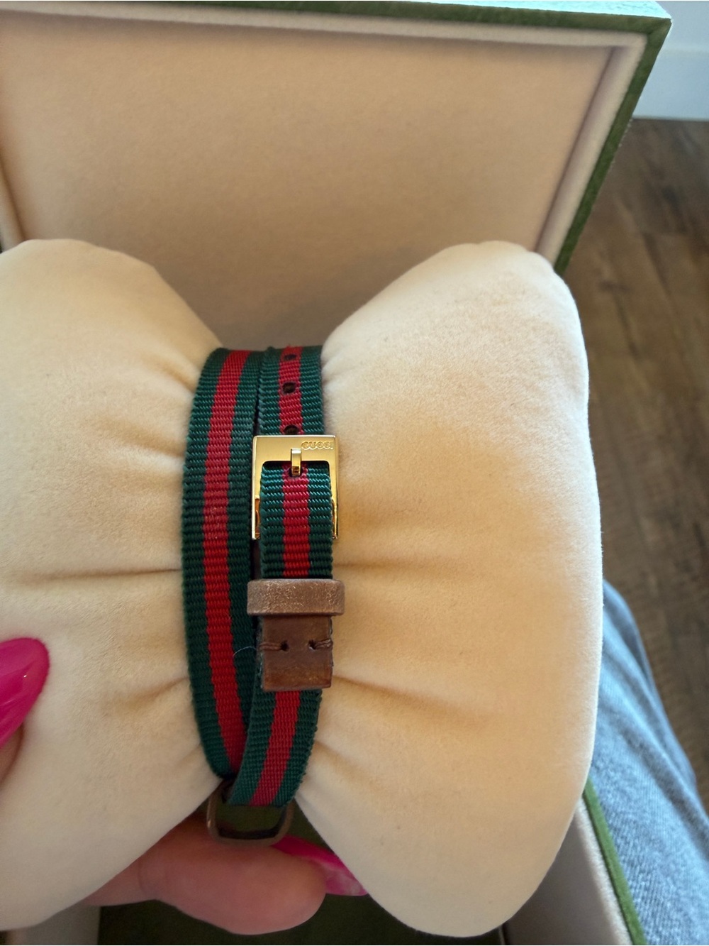 Vintage Gucci 100% authentic Skinny Wrap Watch. Never Worn! - Picture 2 of 7